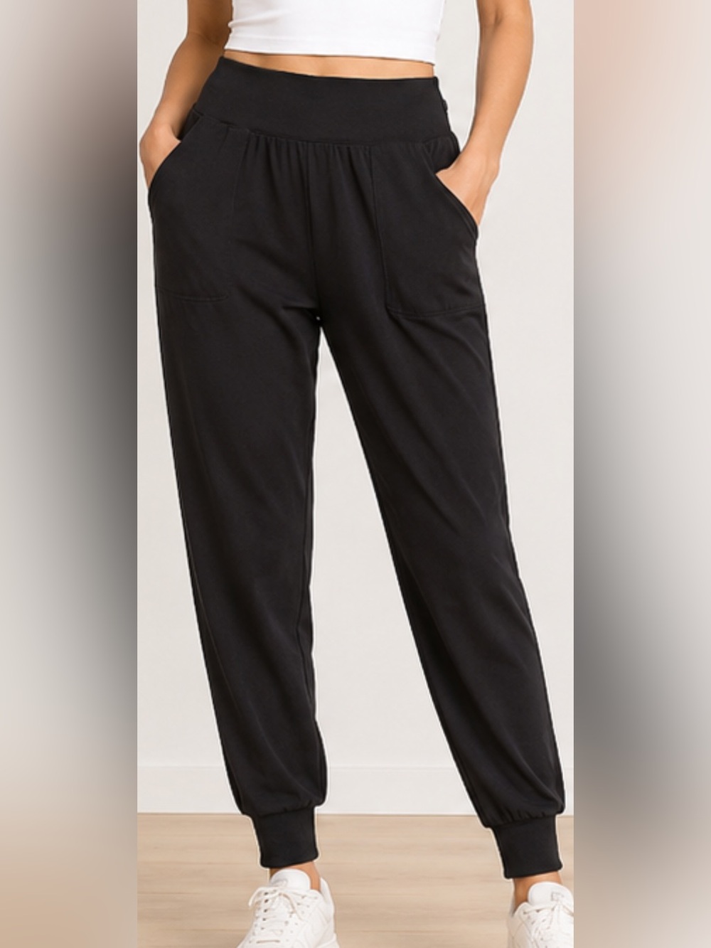 Marika Black Jogger Pants Women’s Size L Athleisure Stretch